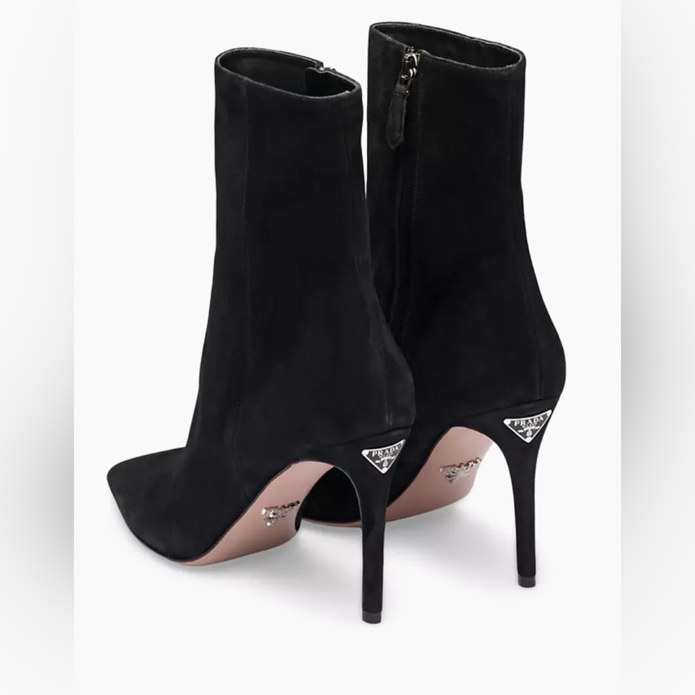 New Prada High Heeled Black Suede Stiletto Booties Size 40 (US 10)